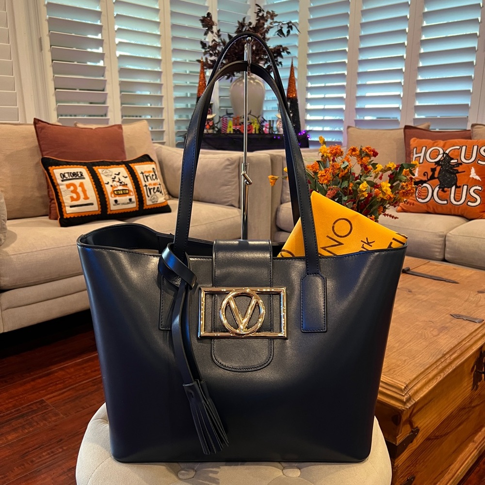 Mario Valentino NWT Large Smooth Leather Tote Bag Made in Italy w/ Dust Bag - Picture 3 of 17